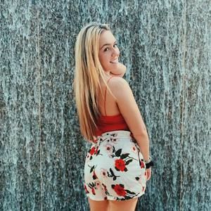 Meet your Posher, Alana